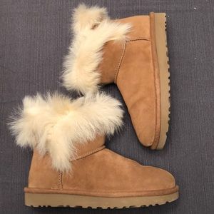 NWOT Ugg Milla Boots with Fur size 7